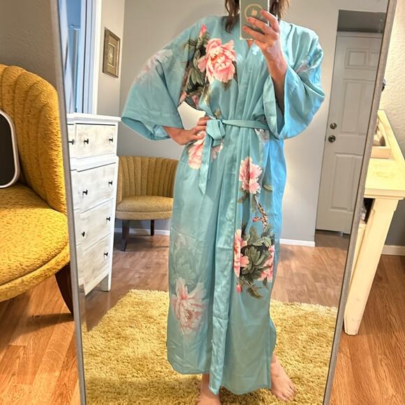 Kim + Ono Kimono Robe